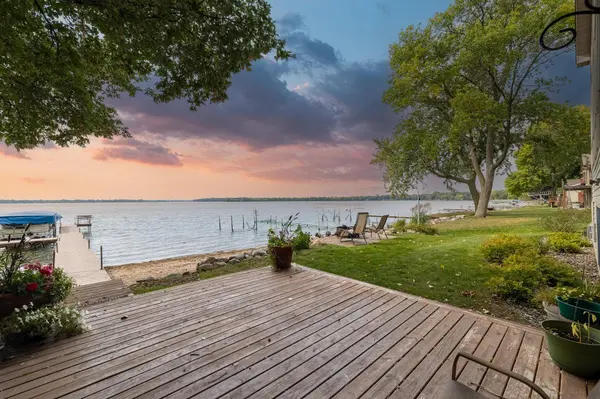 10609 Point Pleasant RD, Chisago City, MN 55013