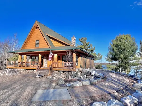 7554 Johns Trail, Buyck, MN 55771