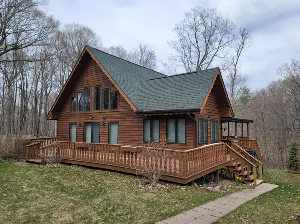 2784 29 1/2 AVE, Cedar Lake Twp, WI 54817