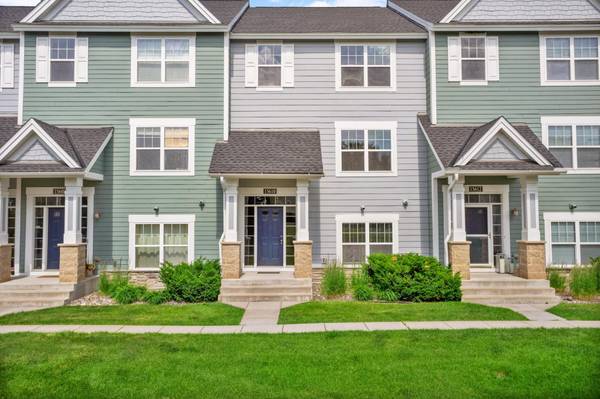 15610 Eagle Bay DR, Apple Valley, MN 55124