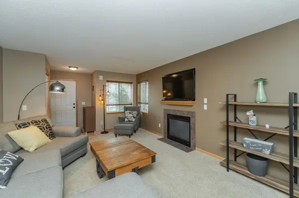 5042 Foxfield DR NW, Rochester, MN 55901