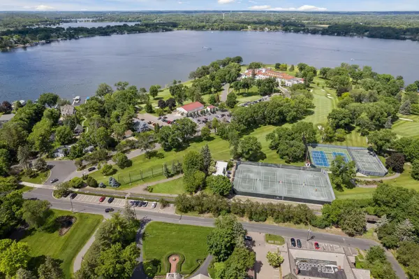 2856 Northview RD, Minnetonka Beach, MN 55391
