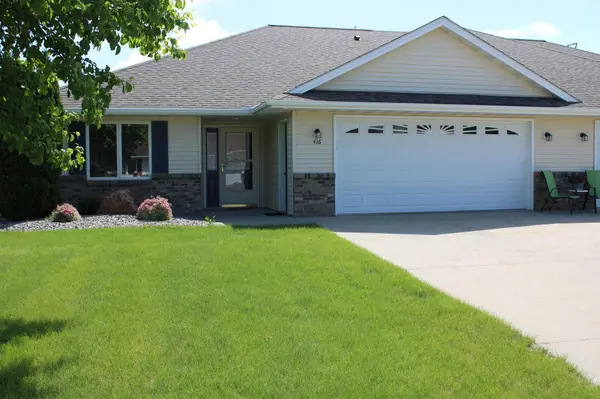416 Circle View DR, Dassel, MN 55325