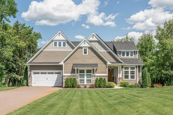 2582 Holy Name DR, Medina, MN 55391