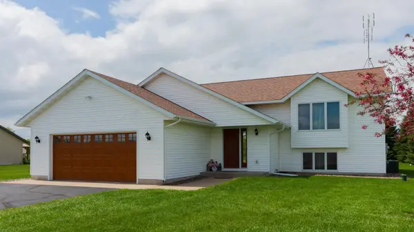 4330 118th ST, Lake Hallie, WI 54729