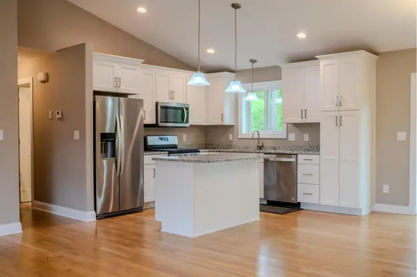 2392 Tee Time RD SE, Rochester, MN 55904
