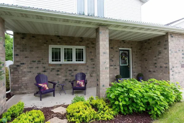 754 Wyndemere DR, West Fargo, ND 58078