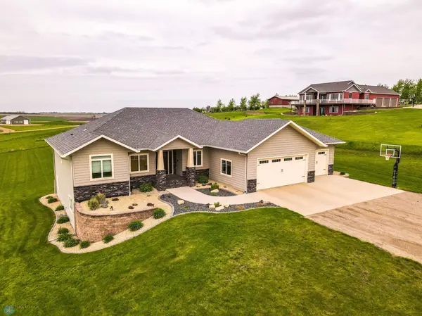 3255 115th AVE SE, Valley City, ND 58072