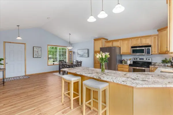 2516 Shannon CT, Hudson, WI 54016