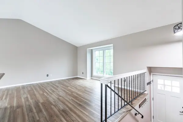 14209 Dearborn PATH, Rosemount, MN 55068