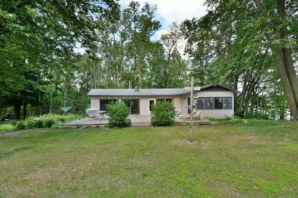N1504 Island Parking RD, Long Lake Twp, WI 54870