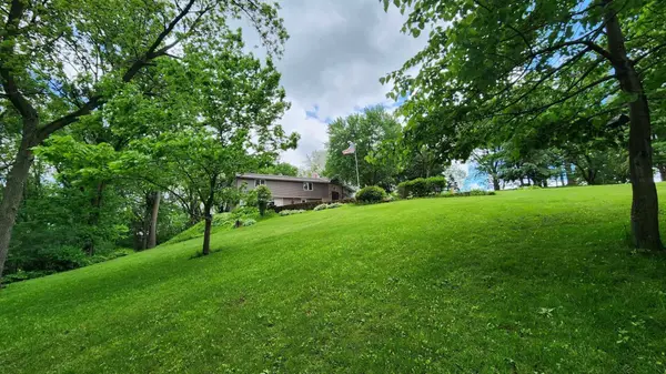 21795 Douglas AVE, Albert Lea, MN 56007