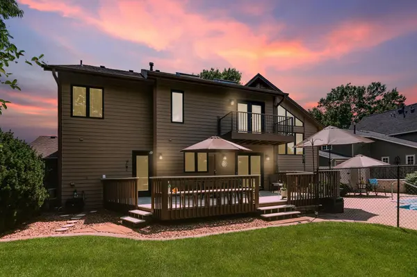 550 Bohlken DR, Hastings, MN 55033