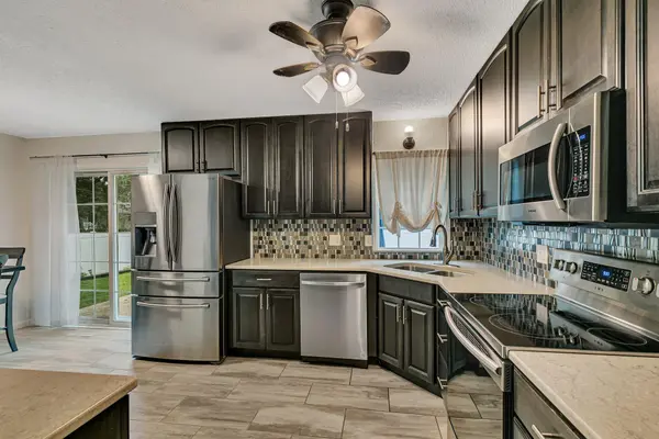 1405 Elm AVE N, Glencoe, MN 55336