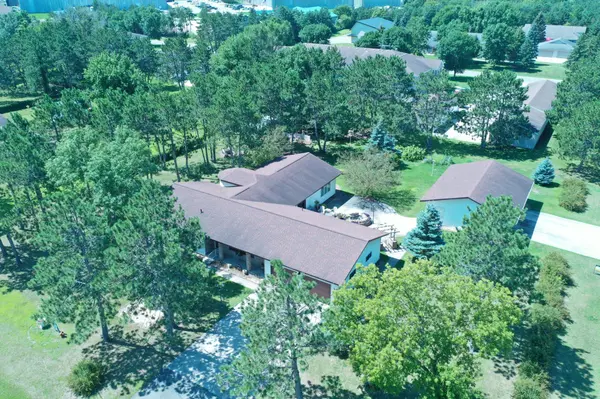 613 Pine Cone DR, Perham, MN 56573