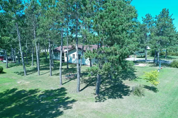 613 Pine Cone DR, Perham, MN 56573