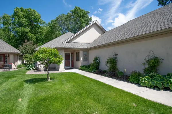 781 E Lake Geneva RD NE, Alexandria, MN 56308