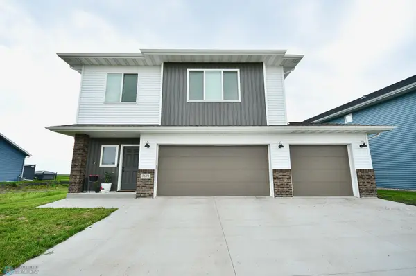 7671 Cub Creek WAY, Fargo, ND 58047