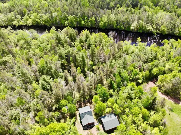 79596 River Run RD, Kettle River Twp, MN 55795