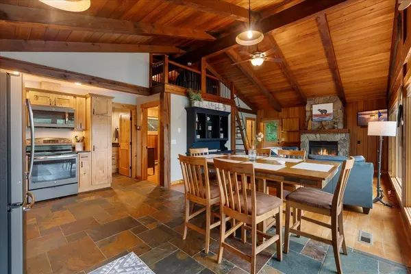 667 Bear Trap CT, Lincoln Twp, WI 54001