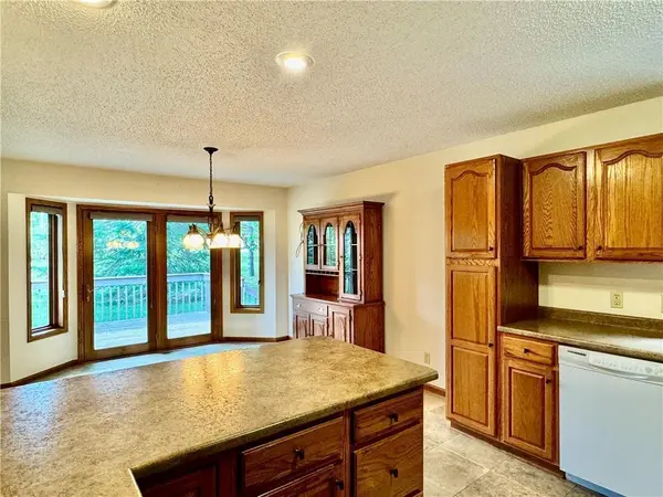 712 E Hamilton AVE, Eau Claire, WI 54701