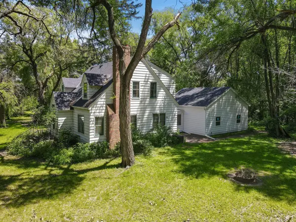 1250 Cliff RD, Eagan, MN 55123