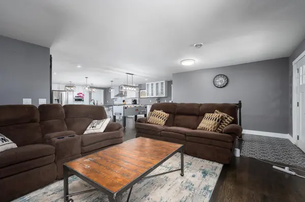 406 NW Lewison ST, Adams, MN 55909