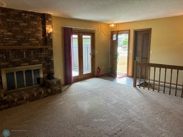 2323 26 1/2 CT S, Fargo, ND 58103