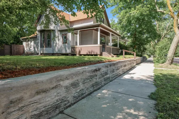 140 Isabel ST E, Saint Paul, MN 55107