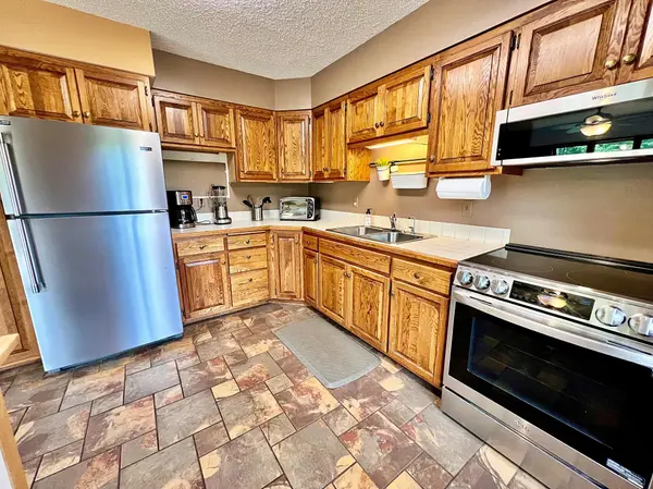 53 Maryhill LN, Aitkin, MN 56431