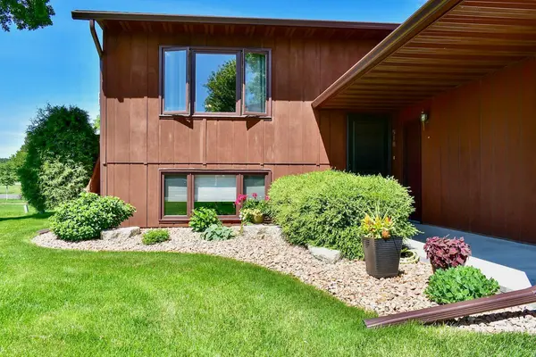 518 St. Martin Ave, Saint Charles, MN 55972