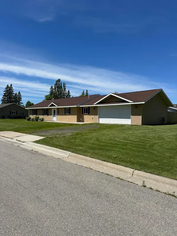 502 1st ST SE, Baudette, MN 56623