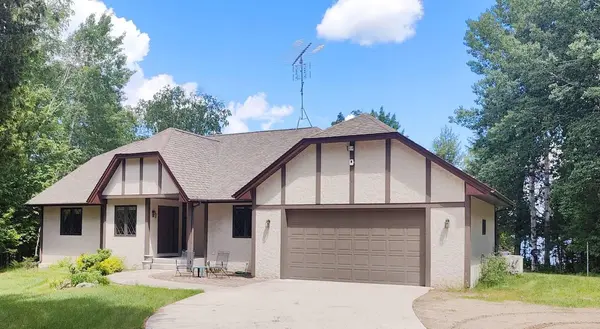 2092 W Frazer Bay RD, Greenwood Twp, MN 55723