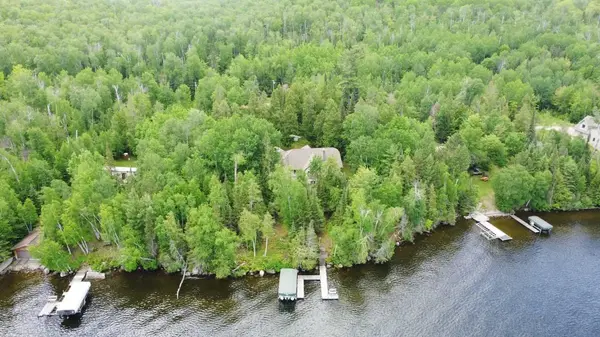 2092 W Frazer Bay RD, Greenwood Twp, MN 55723
