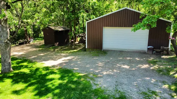9005 Alverno AVE, Inver Grove Heights, MN 55077