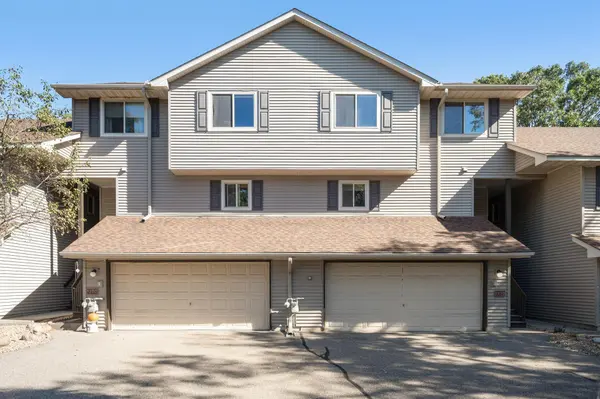 127 South DR #D, Circle Pines, MN 55014