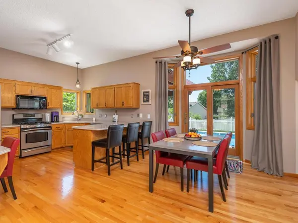 6115 Dufferin DR, Savage, MN 55378