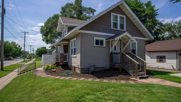 1722 Birch ST, Eau Claire, WI 54703