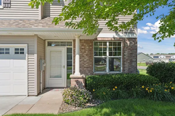 2500 Country View DR, Northfield, MN 55057