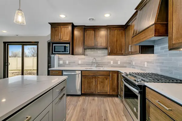 2028 Sandstone LOOP N, Sartell, MN 56377
