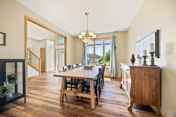 10408 49th ST NE, Albertville, MN 55301