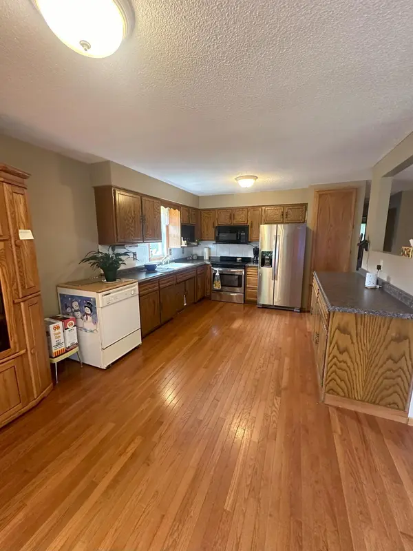16819 242nd AVE NW, Orrock Twp, MN 55309
