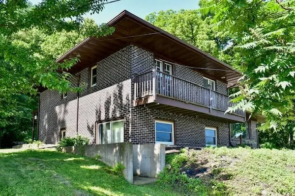 349 E Lake BLVD, Winona, MN 55987