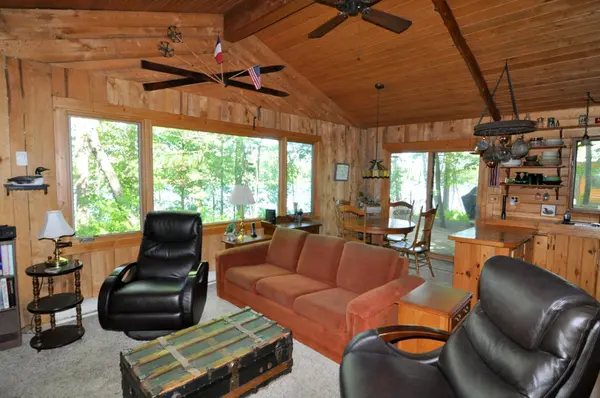 2135 Nighthawk LN NW, Hackensack, MN 56452
