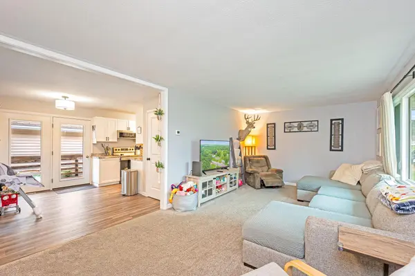 320 N Sailor ST, Blue Earth, MN 56013