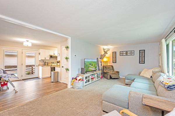 320 N Sailor ST, Blue Earth, MN 56013