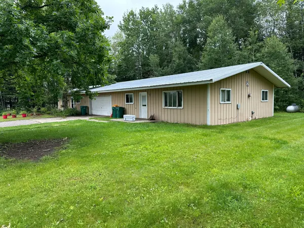 602 unit 1&2 Trout Lake RD, Coleraine, MN 55744