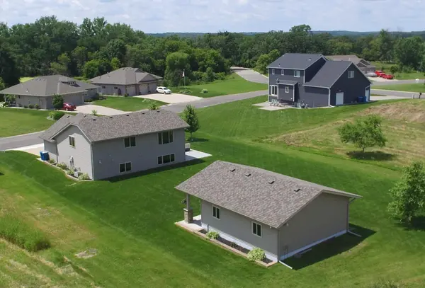 914 13th AVE NE, Saint Joseph, MN 56374