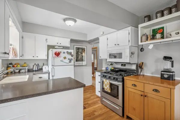 41 Ruth ST S Saint Paul, MN 55119