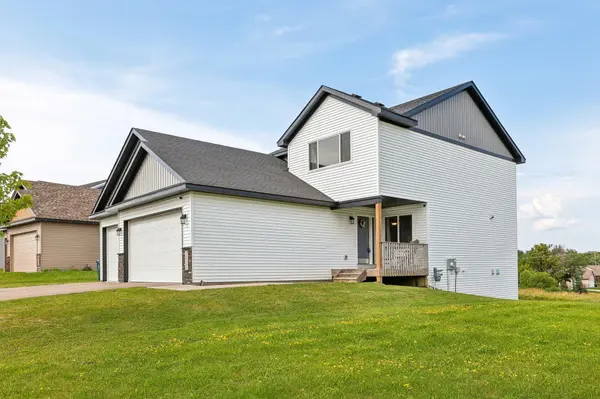 29349 Wildwood RD, Chisago City, MN 55013